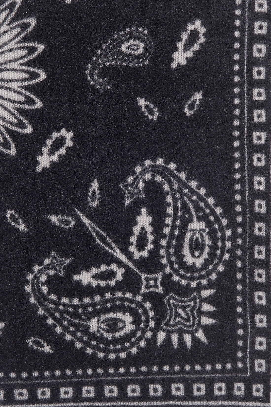 PURSCHOEN BANDANA SCARF PAISLEY BLOOM BLACK-NATURAL 60 X 60 CM