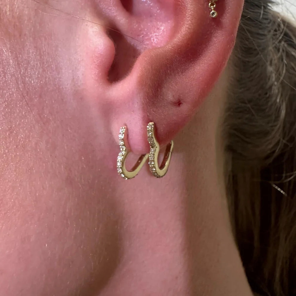 Le Soonar Heart Earrings