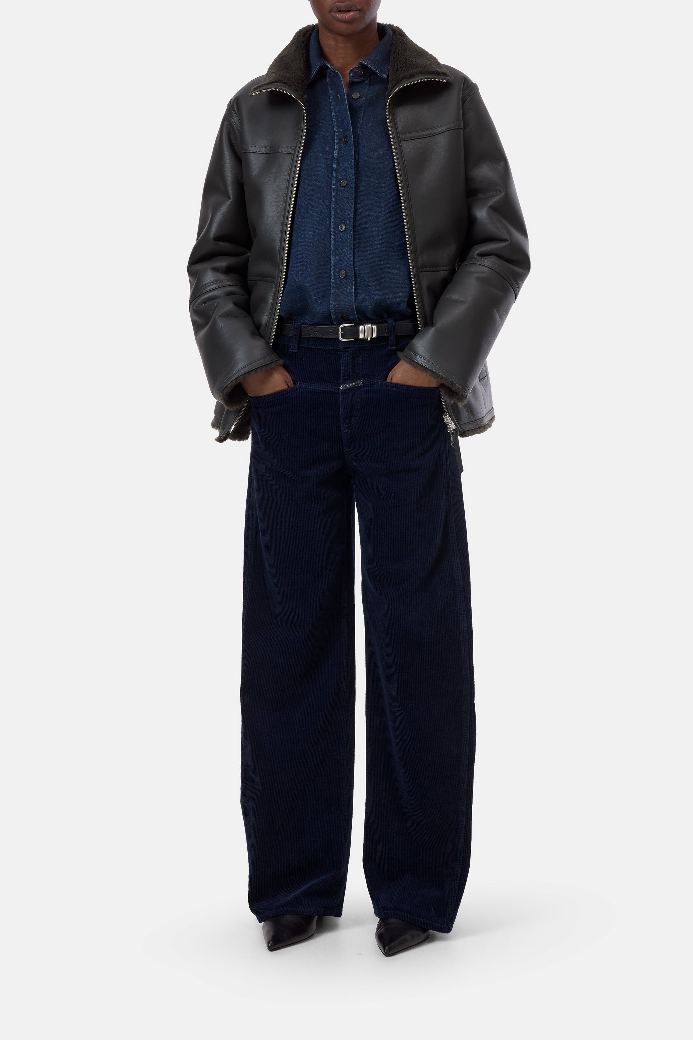 CLOSED TORI-X BARREL CORDUROY PANTS DARK NIGHT