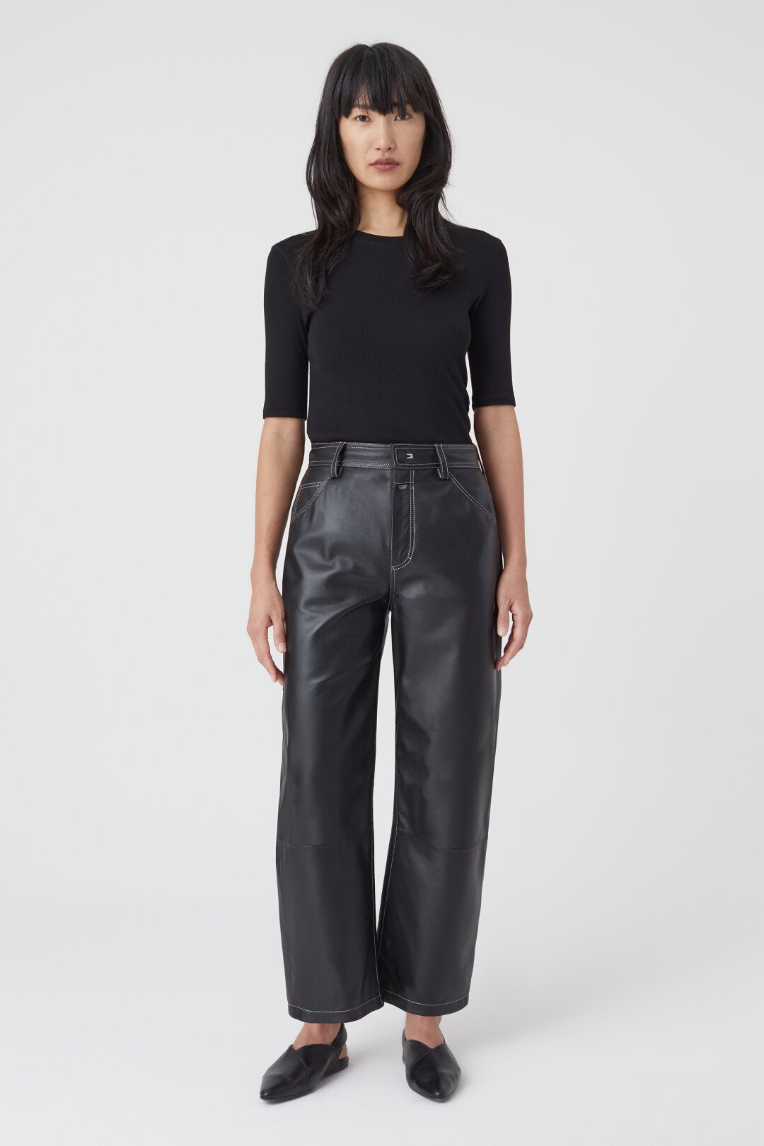 Closed Crewneck Shortsleeve Cotton and Modal T-shirt Black - Den Lille Ida - Closed