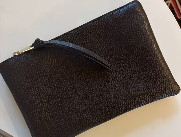 Infinito Karoline leather zip pouch black