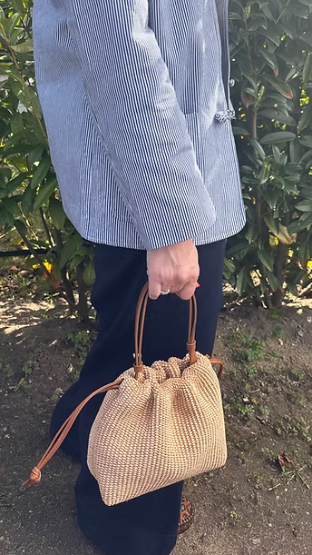 Infinito Eva medium natural raffia x cognac