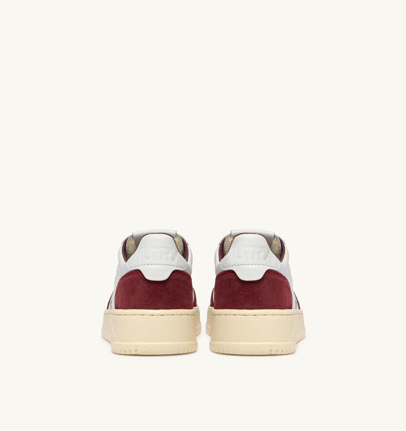 AUTRY MEDALIST LOW SNEAKER WHITE BORGOGNA