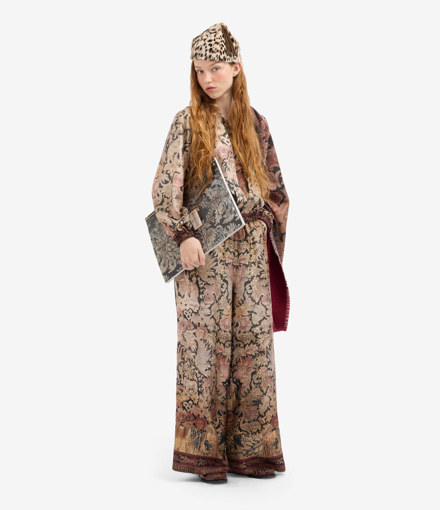 Pierre-Louis Mascia: Luxurious Scarves and Prints with Artistic Flair
