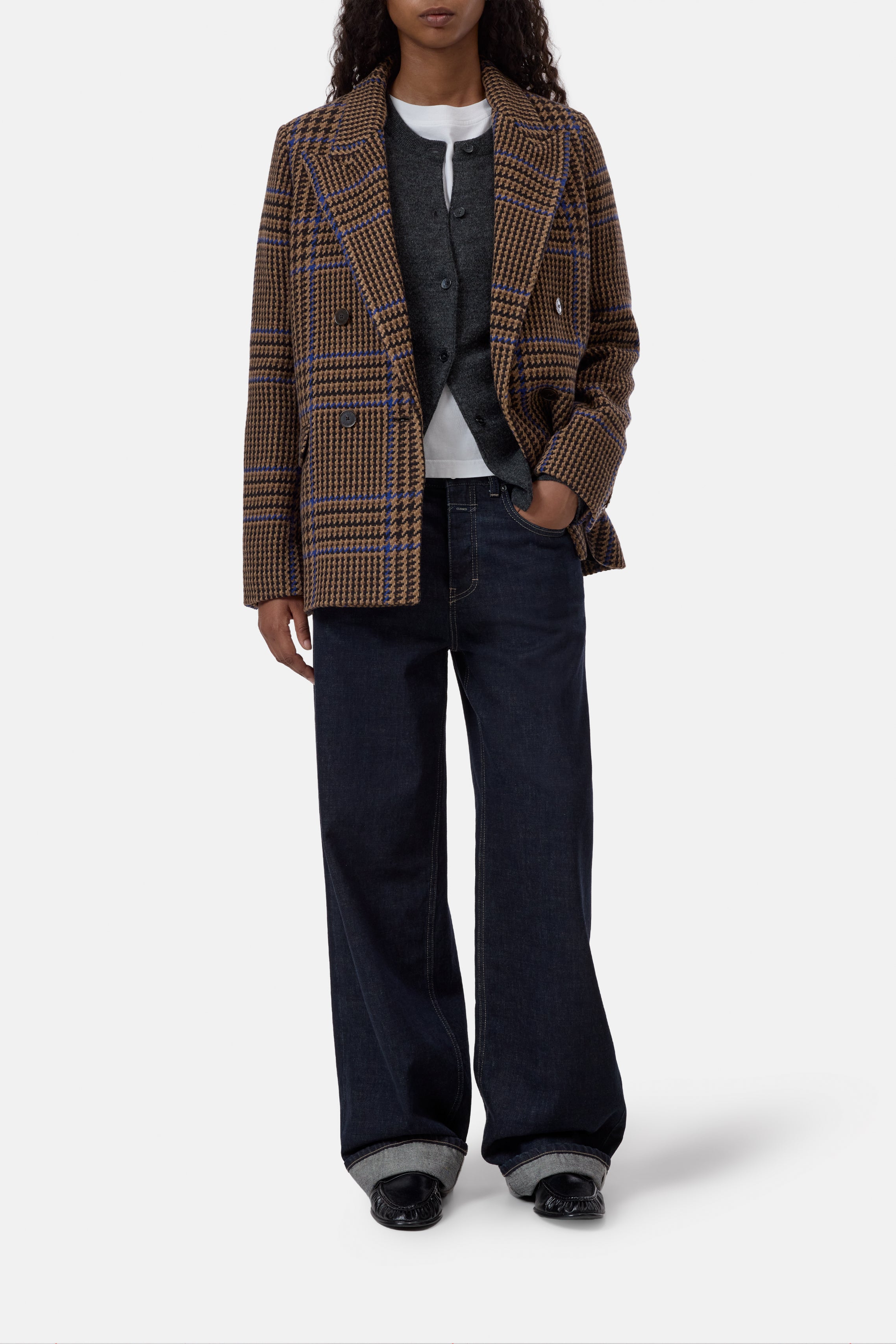 CLOSED FITTED BLAZER