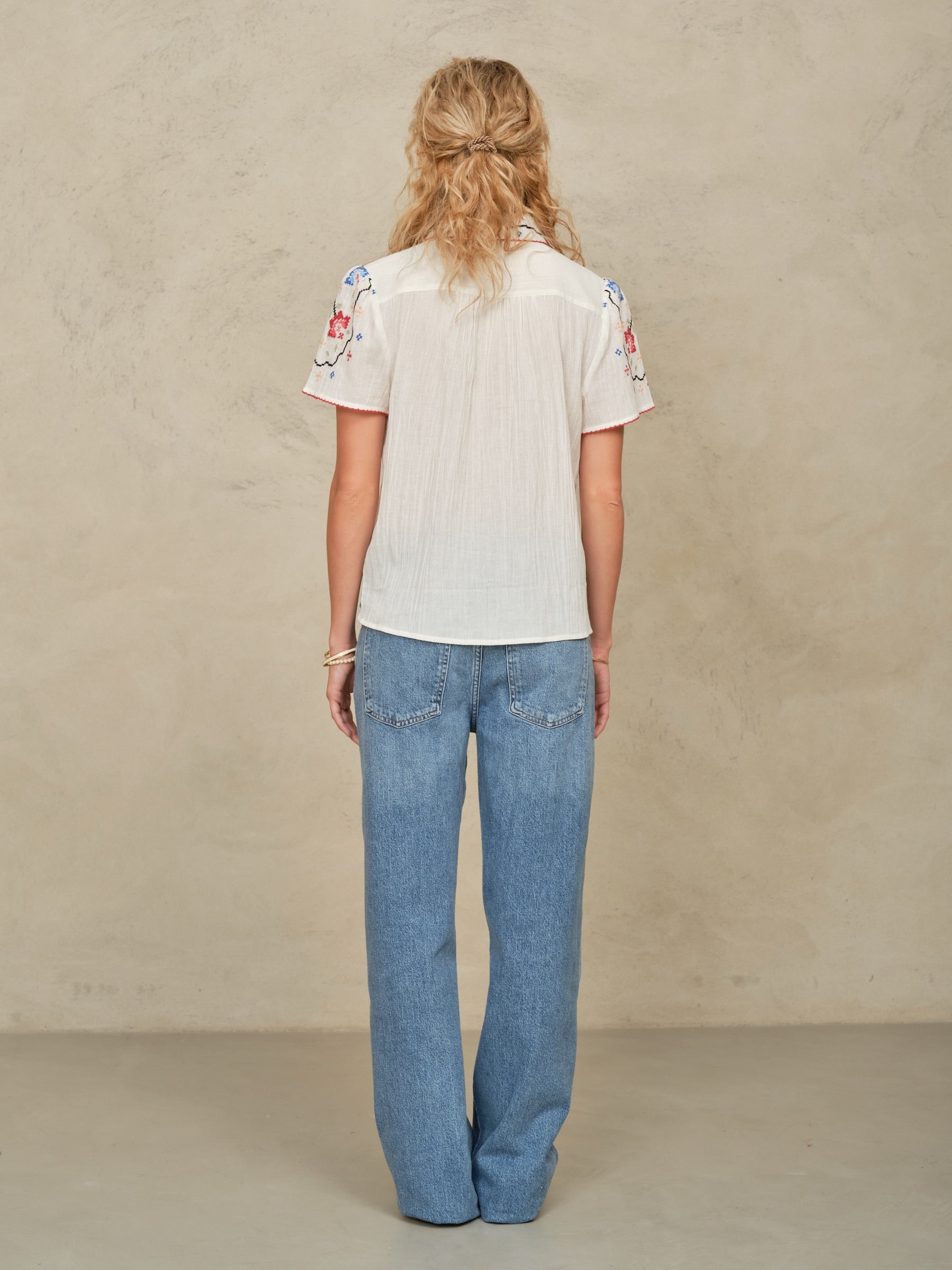 M.A.B.E Ruby Emb S/S Top Ecru/Multi