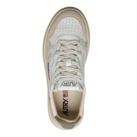 Autry Medalist Low Sneakers in Suede and Leaher White /Cvrt Green - Den Lille Ida - Autry
