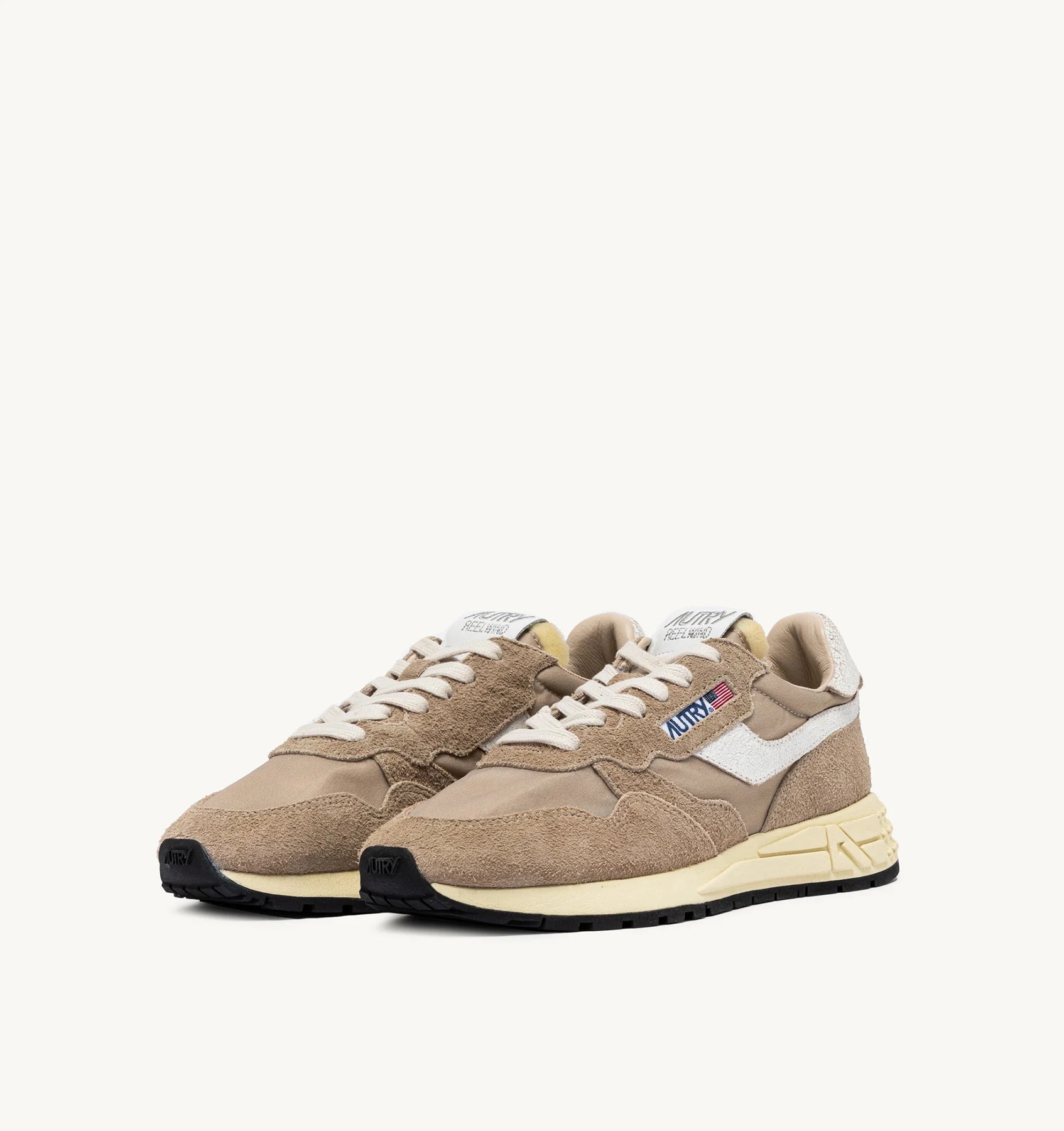 Aytry Reelwind Low Sneakers in Pepper and White Cracked Leather and Nylon - Den Lille Ida - Autry