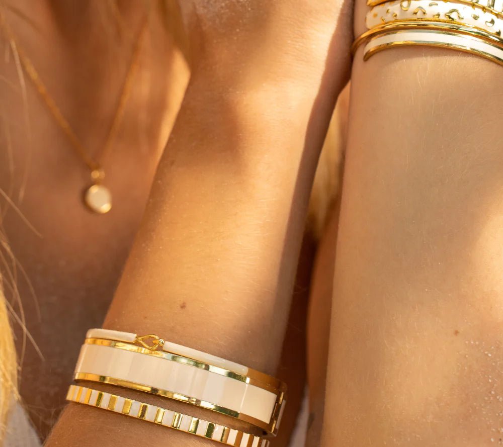 Bangle Up Bracelet Gold and Sand White - Den Lille Ida - Bangle Up