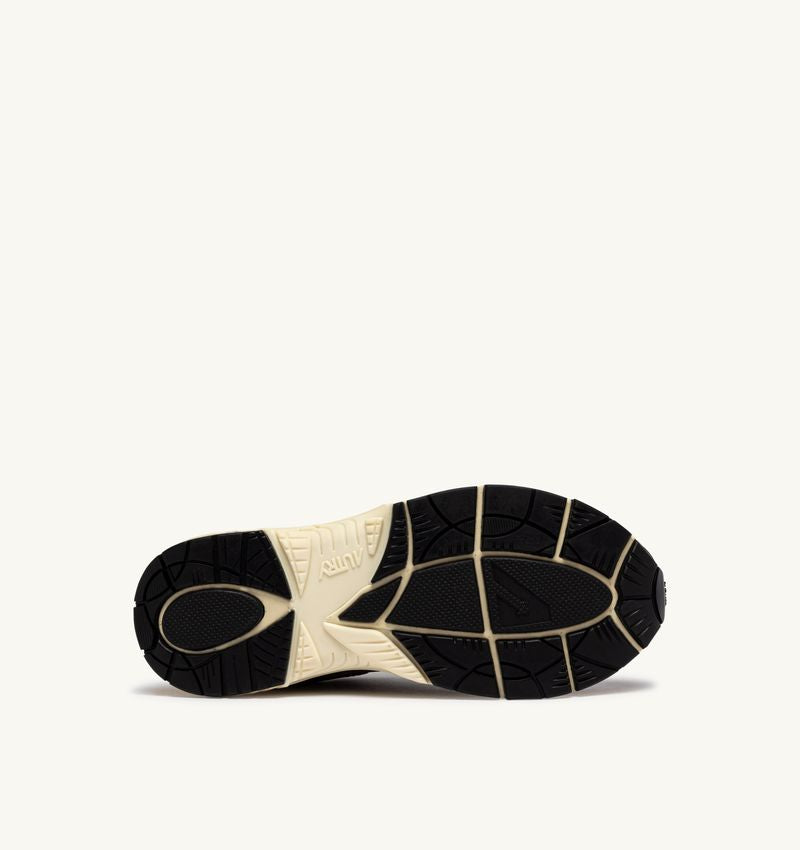 AUTRY HYPERWAY LOE SNEAKERS COTTO/MASSHMALLOW