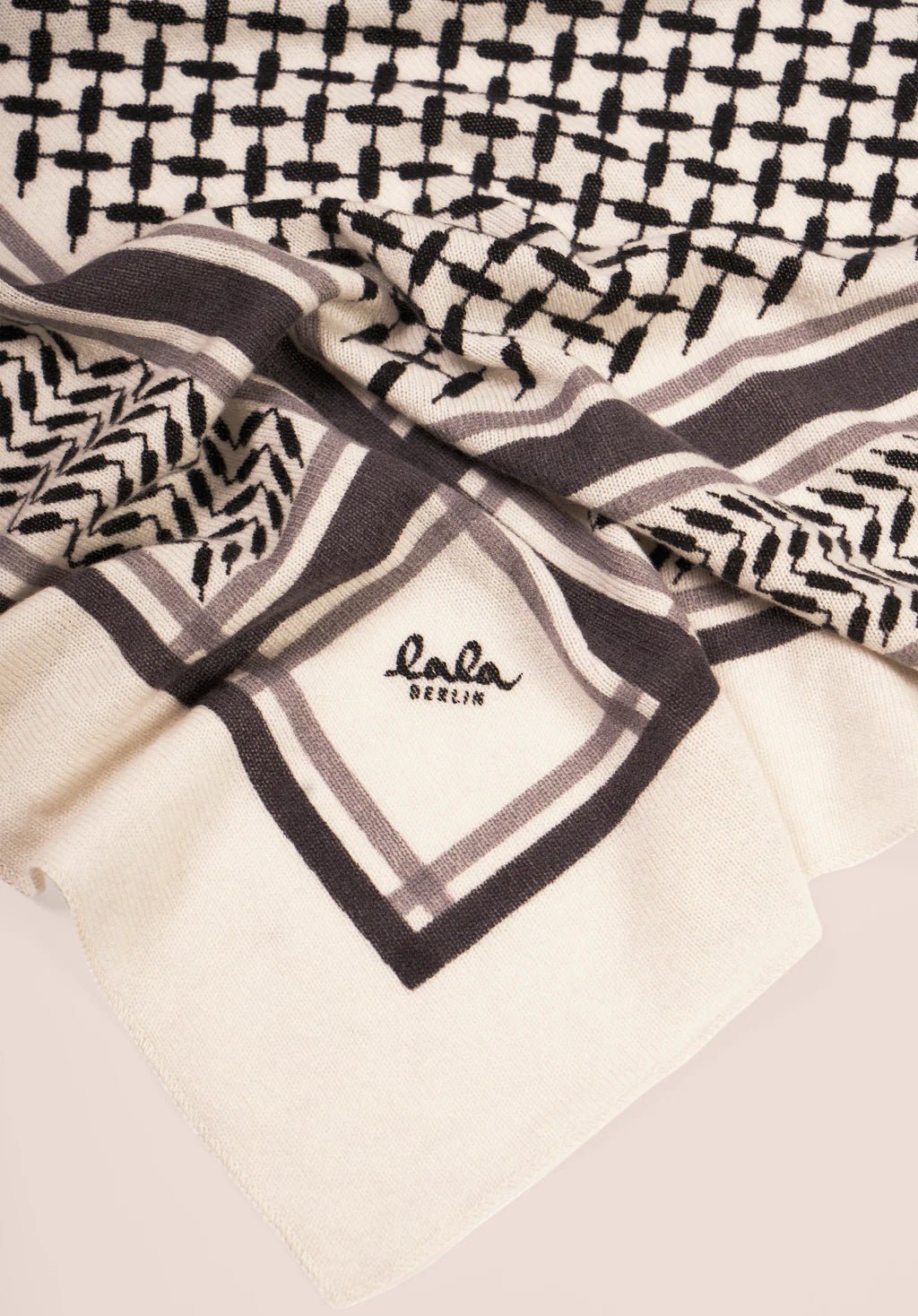 Lala Berlin Triangle Trinity Classic Alabastro Off White L - Den Lille Ida - Lala Berlin