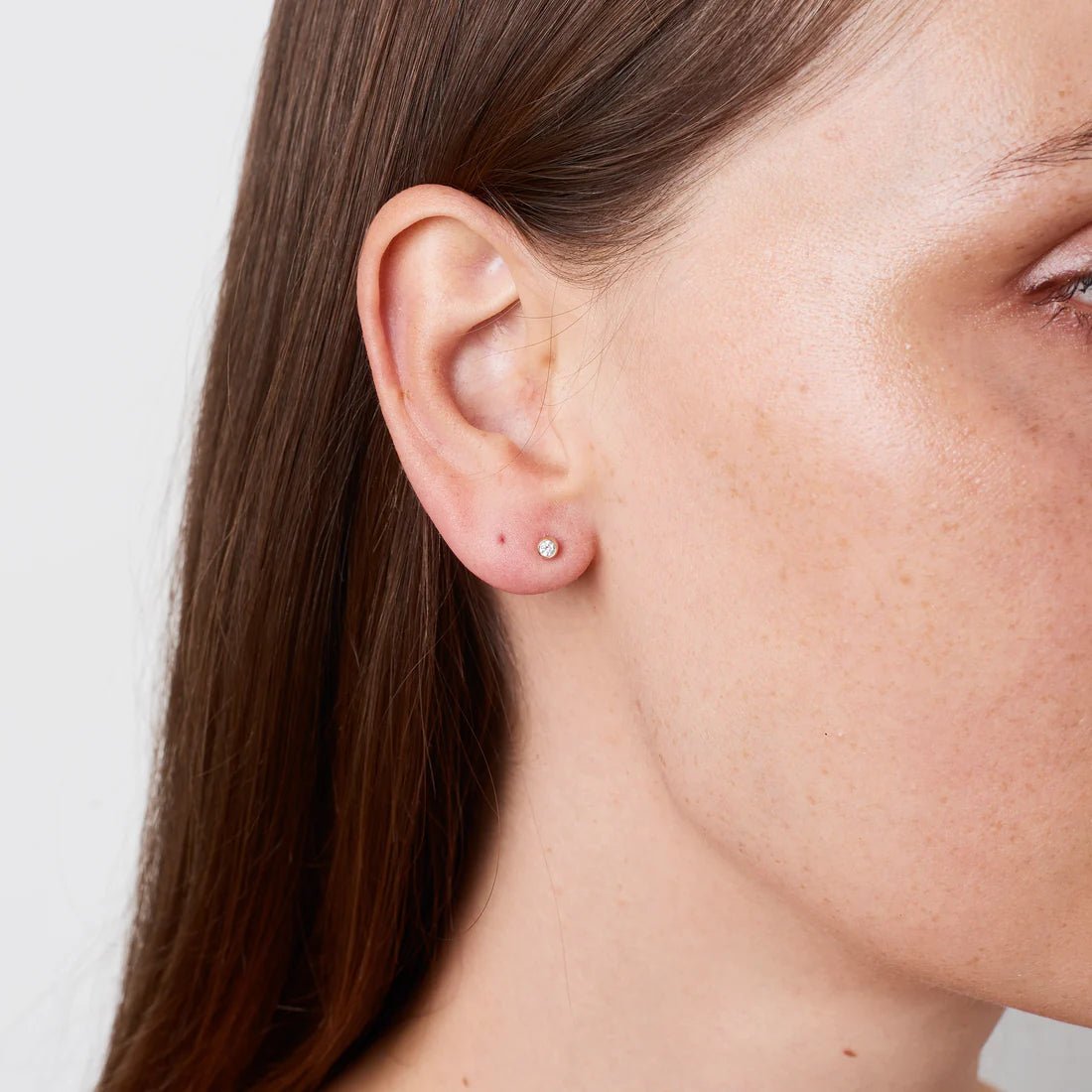 Le Soonar Solitaire Studs with 0,10crts Diamonds - Den Lille Ida - Le Soonar