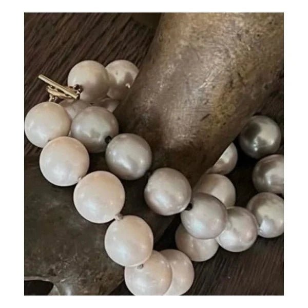 Line Nørgaard perlearmbånd 12 mm grå perler - Den Lille Ida - Line Nørgaard