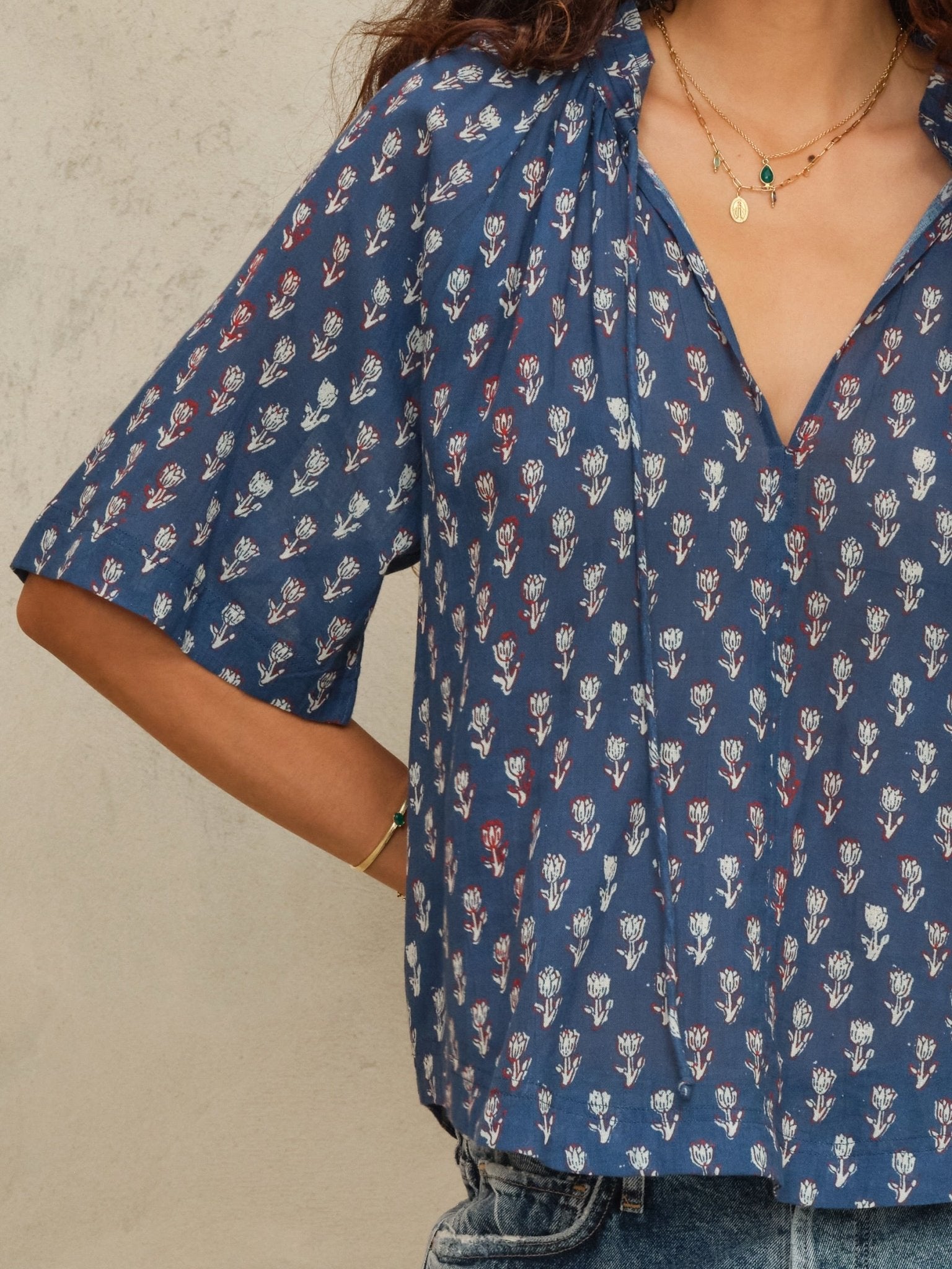 M.A.B.E Ari Print Gathered Top Indigo - Den Lille Ida - M.A.B.E