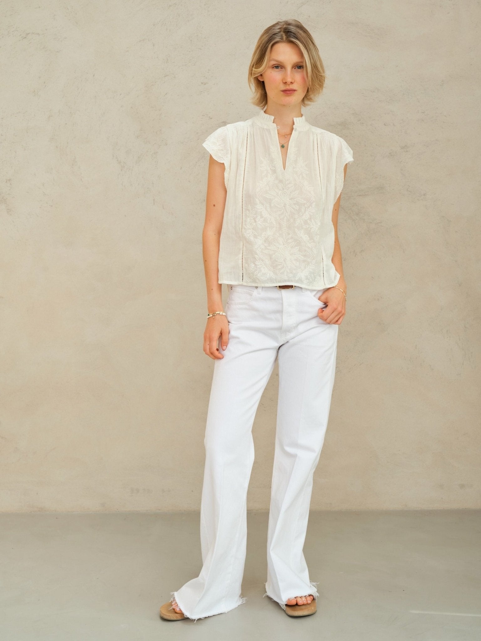 M.A.B.E LILIA Emb S/S Top Ecru - Den Lille Ida - M.A.B.E
