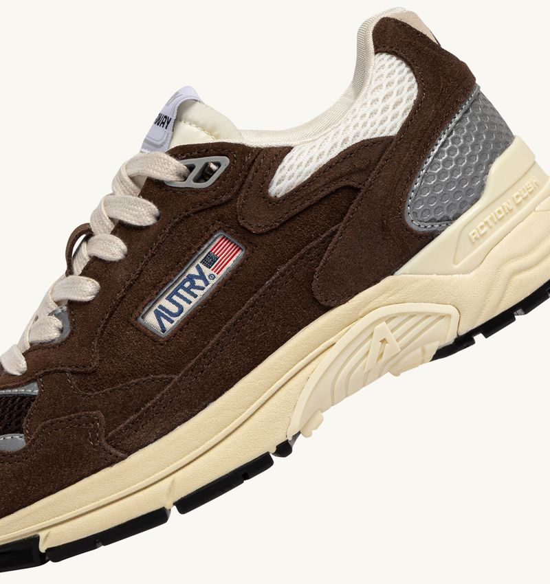 AUTRY HYPERWAY LOE SNEAKERS COTTO/MASSHMALLOW